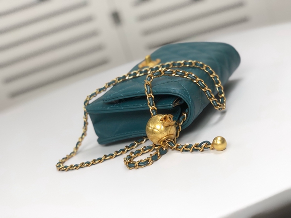 シャネルバッグ素材ディテール